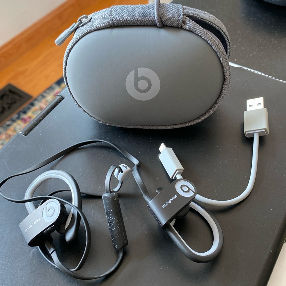 Powerbeats Bluetooth Wireless Headphones